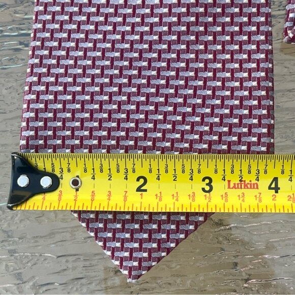 💕2/$30💕Perry Ellis Portfolio 100% Silk Red/Silver/Cream Rectangle PatternTie - Picture 8 of 8